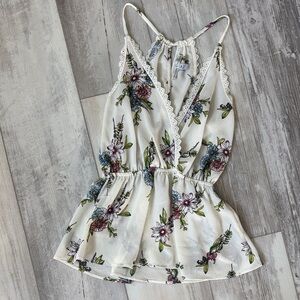 Moa Moa Floral Lace Trim Camisole in Cream